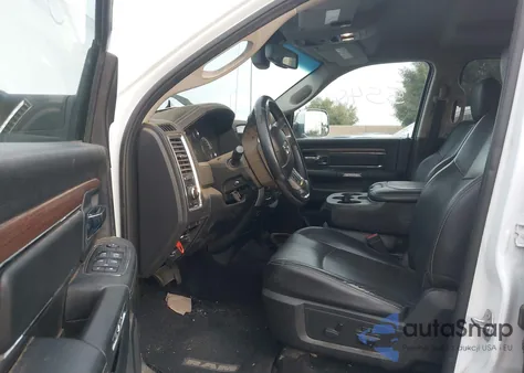 2016 Ram 1500 Laramie z USA, uszkodzony, nr VIN 1C6RR7NT7GS416884